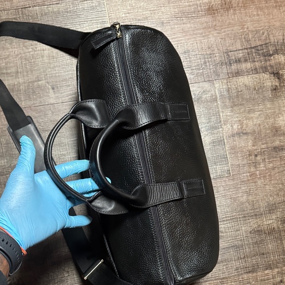 Dunhill pebbled Black Leather Men's Duffle Bag - Picture 5 of 16